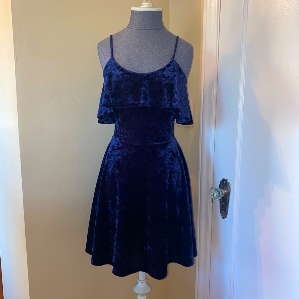 AQUA Women’s Velvet Blue Dress Size S